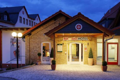 Johanniterhotel Nieder Weisel Exterior photo